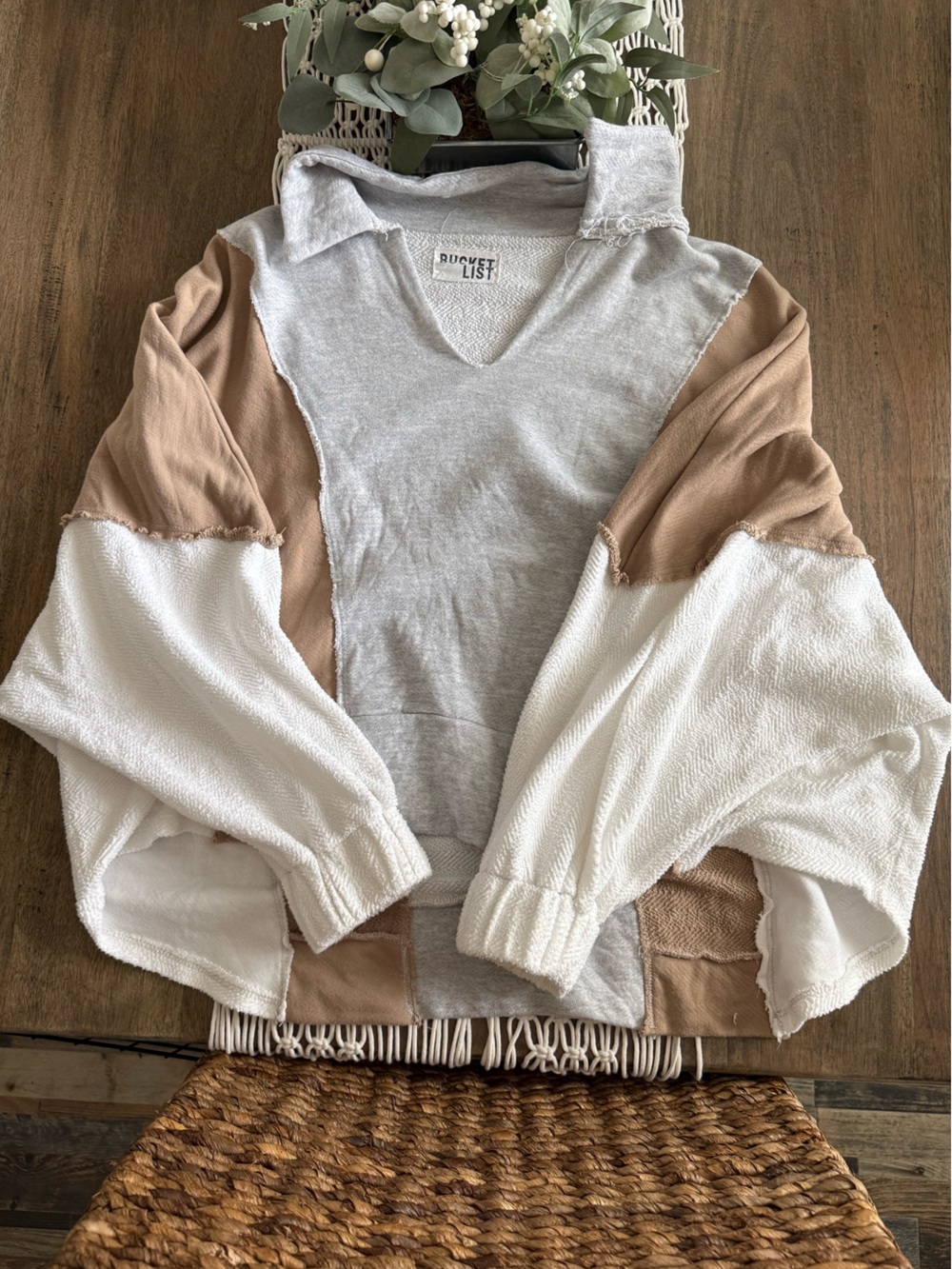 BUCKETLIST Neutral Tone Colorblock Pullover Sweatshirt - White, Tan, Gray